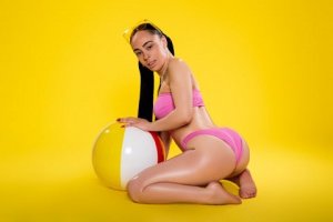 Izalyne latina independent escort in Pinecrest Florida, free sex ads